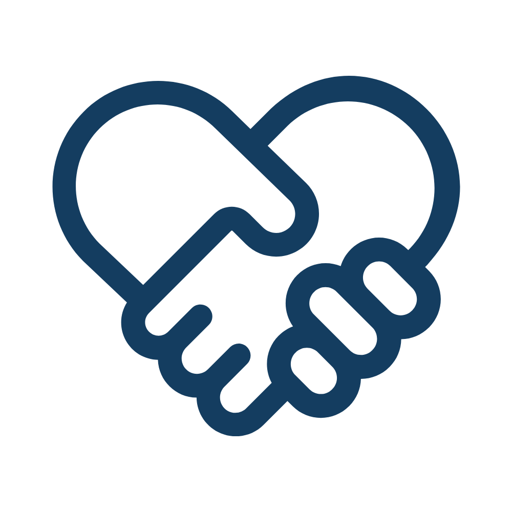 تقديم دورات المراجعة الأكاديمية والندوات الفنية